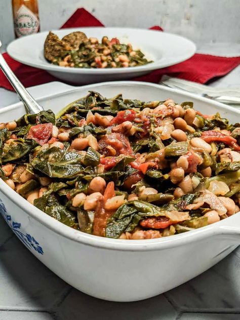 Blackeyed Pea Recipes, Greens Recipe Soul Food, Vegan Collard Greens, Cooking Soul Food, Black Eyed Peas Recipe, Collard Greens Recipe, Serve Over Rice, Pea Recipes, Green Bean Recipes