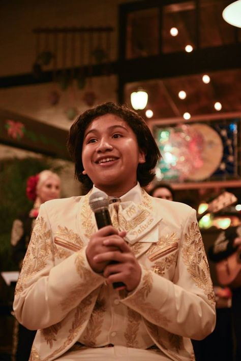 Coco is the Disney/Pixar movie that warmed our hearts in 2017, and we were lucky enough to spend some time with it’s star Anthony Gonzalez. Anthony, who sang for us during an authentic Mexican dinner at El Paseo Inn on Olvera St, shared so much with us during that night.  Here are some fun facts we learned from Anthony: Anthony Gonzalez, Antony Gormley Another Place, Anthony Perkins In Color, Anthony Doerr Books, Anthony Hopkins Movies, Alejandro González Iñárritu, Disney Pixar Movies, Family Movie Night, Disney California Adventure