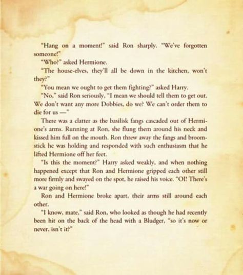 Favorite page in the whole series page 625 in Deathly Hallows. Everyone stop making holes in my ship. Romione ALWAYS ❣️ Ron And Hermione, Harry Potter Love, Harry Potter Obsession, Daniel Radcliffe, Harry Potter Series, Mischief Managed, Harry Potter Fantastic Beasts, The Twilight Saga, All Music