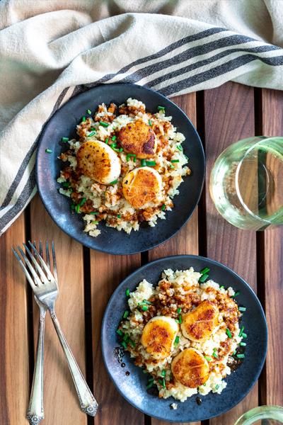 Seared Scallops with Cauliflower Risotto – Sizzlefish Cauliflower Risotto Recipes, Cauliflower Vegetable, Haddock Recipes, Cauliflower Risotto, Teriyaki Recipe, Seafood Recipes Healthy, Seared Scallops, Healthiest Seafood, Creamy Cauliflower