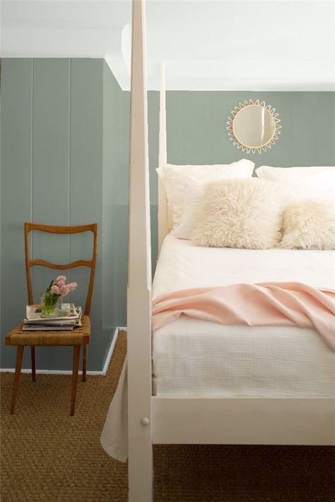 Aegean Teal Benjamin Moore, Carolina Gull, Benjamin Moore Paint Colours, Teen Bedroom Colors, Paint Blob, Bed Colors, Aegean Teal, Paint Benjamin Moore, Benjamin Moore Blue