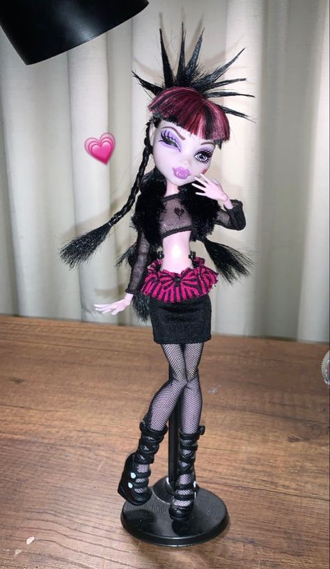 Monster High Dolls Aesthetic, Monster High Fashion, Monster High Dollhouse, Paznokcie Hello Kitty, Monster High Doll Clothes, Mh Dolls, Monster High Pictures, Doll Plushies, Custom Monster High Dolls