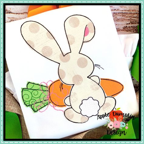 Easter Applique Designs, Bunny With Bow, Bunny Applique, Easter Applique, Machine Applique Designs, Embroidery Boutique, Bean Stitch, Easter Door Hanger, Girls Applique