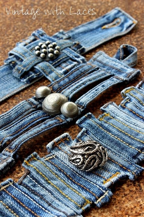 Denim Belt Loop Cuffs by Vintage with Laces, featured on Funky Junk Interiors Jean Projects Denim Crafts, Återvinna Jeans, Manset Lengan, Denim Bracelet, Denim Crafts Diy, Diy Jeans, Jeans Accessories, Recycled Sweaters, Blue Jeans Crafts