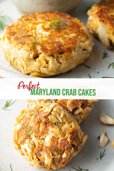 Fresh Crab Recipes, Crab Cakes Air Fryer, Best Crab Cakes Recipe, Spicy Tartar Sauce, Crab Cakes Recipe Best, Healthy Crab Cakes, Fried Crab Cakes, Crispy Crab Cakes, Baked Crab Cakes