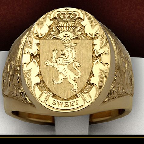 Men Fashion Wedding, Lion Shield, Color Rings, Crown Gold, Lion Ring, Shield Ring, Gold Lion, Mens Rings Fashion, Gold Color Ring