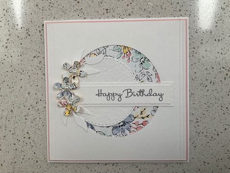 Sizzix Birthday Card Ideas, Sizzix Birthday Cards, Circle Cards, Female Birthday Cards, Circle Cut Out Card With Tree, Handmade Cards Using Circles, Cards With Circles On Them, Encircled In Beauty Dies, Circle Card Thinlits Dies