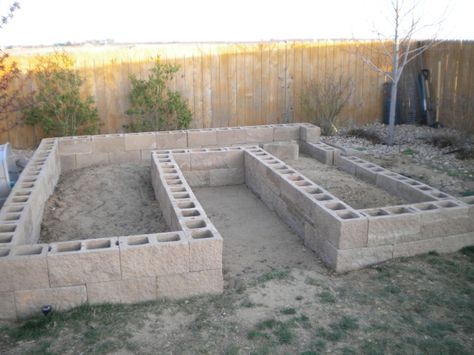 2012 083 Cinder Block Garden, Raised Patio, Concrete Patios, Patio Steps, Cinder Blocks, Garden Patio Decor, Concrete Block, Garden Vines, Cinder Block