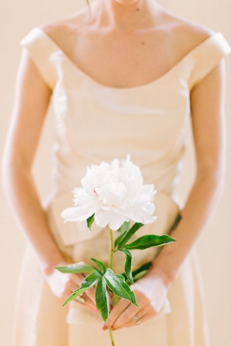 Single Flower Bouquet, Full Bouquet, Floral Wedding Inspiration, Wedding Collage, Peony Bouquet Wedding, Peach Pit, Chic Vintage Brides, Floral Crowns, Bridesmaid Bouquets