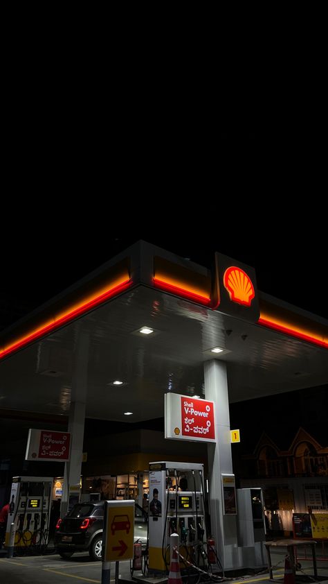 Gas Station At Night, 21st Birthday Cakes, Gas Stations, Night Scenery, Gas Station, 21st Birthday, Instagram Aesthetic, Birthday Cakes, At Night