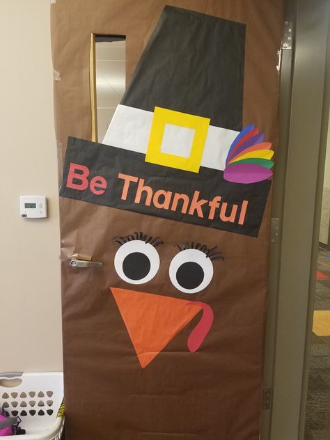 Turkey Door Ideas For Classroom, Thanksgiving Bulletin Board Ideas Infant, Fall Decorations For Classroom Door, Thanksgiving School Door Decorations, Thanksgiving Class Door, Thanksgiving School Decorations, Thanksgiving Door Decor, Turkey Door Decorations Classroom, Turkey Classroom Door