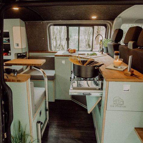 Individual Ausbauten - van-schmiede.de T25 Campervan Interior, Vw Campervan Interior T6 Camper, Ducato L1h1 Camper, Hiace Camper, Small Camper Interior, Citroen Relay Campervan Conversion, Camper Van Kitchen, Small Camper Vans, Citroen Dispatch Camper Conversion