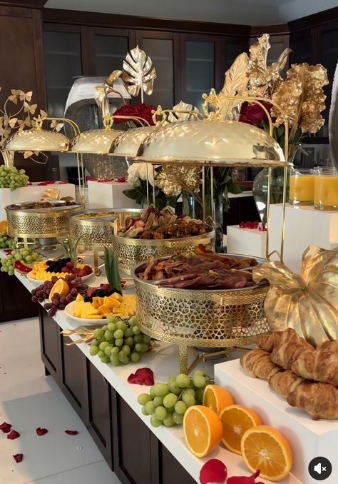 Sahara Wedding, Moroccan Buffet, Fancy Buffet, Buffet Platters, Luxury Catering, Buffet Set Up, Buffet Table Decor, Catering Buffet, Elegant Appetizers