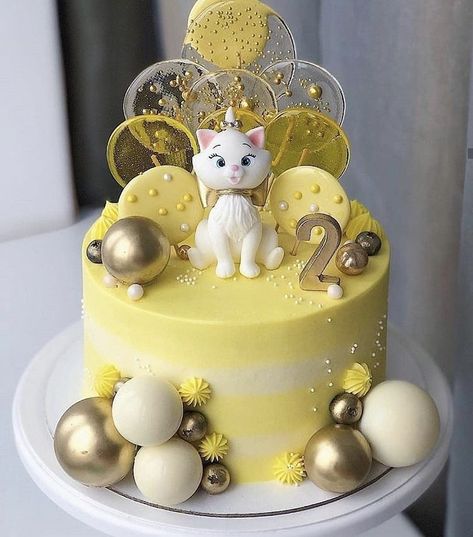 Boys Cake, Cupcake Birthday Cake, Beautiful Birthday Cakes, Baby Birthday Cakes, Cat Cake, Cute Birthday Cakes, Yellow Cake, Cake Designs Birthday