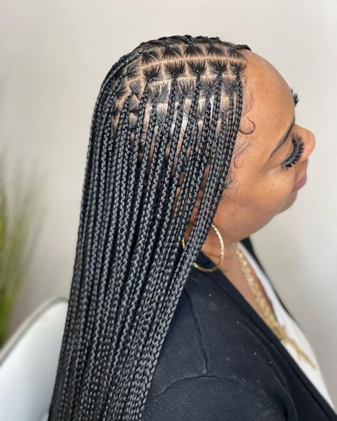 Waist Length Small Knotless Braids, Small Knotless Box Braids Waist Length, Tiny Knotless Box Braids, Long Small Knotless Braids, Extra Small Knotless Box Braids, Extra Small Knotless Braids, Small Knotless Box Braids Long, Smeduiem Knotless, Small Knotless Braids Hairstyles