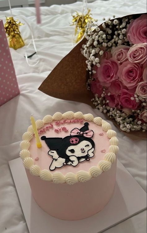 26 Birthday Cake, Sanrio Food, Vintage Birthday Cakes, Mini Cakes Birthday, Cake Inspo, Cute Baking, Creative Birthday Cakes, Hello Kitty Cake, Simple Birthday Cake