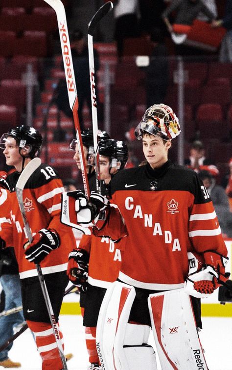 Zach Fucale salutes.   Team Canada -World Junior Championships 2015 (Hockey Canada) Team Canada Hockey World Juniors, Belgium Team, Team Canada Hockey, Canadian Hockey, Hockey Canada, Connor Bedard, Canada Hockey, Hockey Guys, Ice Hockey Teams