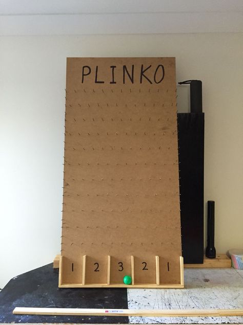 Cardboard Plinko Game, Diy Plinko Board Cardboard, Arcade Games Diy Cardboard Boxes, Cardboard Arcade Games Diy, Plinko Board Diy, Cardboard Arcade Games, Diy Arcade Games, Caines Arcade, Cardboard Games Diy