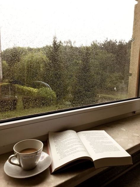 Coffee Books And Rain Aesthetic, Rain Book Coffee, Coffee And Rain Aesthetic, Coffee Rain Aesthetic, Rain Study, Rain Mood, Coffee Books Rain, Reading Wallpaper, School Mood