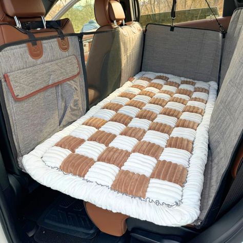 Pet Bed In Bedroom, Dog Backseat Cover, Campervan Dog Seat, Beachy Dog Bed, Retro Dog Bed, Custom Dog Bed, Indestructible Dog Bed, Dogs Beds Ideas, Dog Apartment Ideas