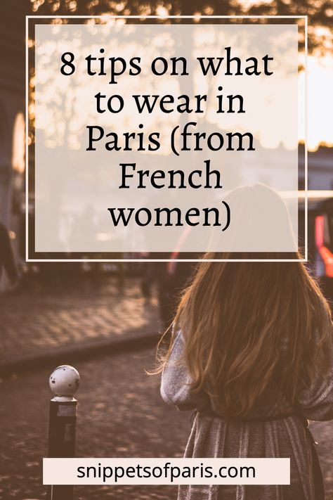 The French woman's style is legendary. Get the Parisienne look with a few style tops to avoid looking like a tourist when visiting Paris, France. Paris Tourist Outfit, Paris In Spring Outfits, Paris Vacation Outfit, French Woman Style, Hidden Gems In Paris, Paris Hidden Gems, Tourist Outfit, Paris With Kids, Paris Sightseeing