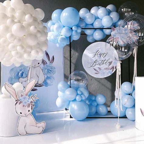 funtasia balloon on Instagram: “Love this 😍 how many points from 1-10? Pictures credits @shariki_fonariki_irkutsk .⠀ Follow us @funtasiaballoon @funtasia.party…” Blue Balloon Arch, Balloon Flower Decorations, Hawaiian Birthday Party, Hawaiian Birthday, Blue Balloon, Girl Birthday Decorations, Garland Arch, Birthday Balloon Decorations, Wedding Stage Decorations