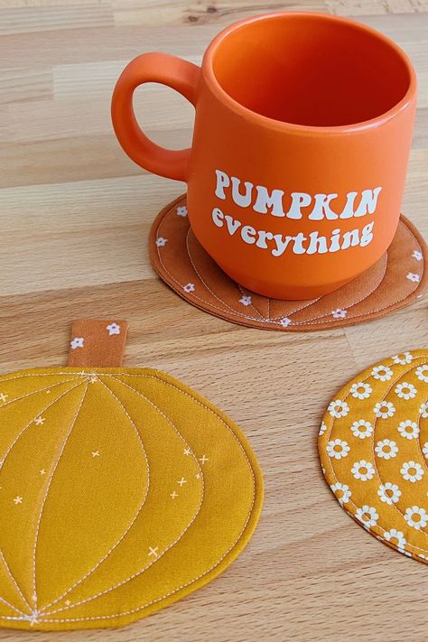 Easy DIY Pumpkin Coasters Make Your Own Fall Decor Fall Coasters Sewing, Thanksgiving Sewing Projects Easy Diy, Thanksgiving Coasters Diy, Fall Coasters Diy, Halloween Coasters Diy, Fall Coasters, Fall Candles Diy, Pumpkin Coasters, Prize Ideas