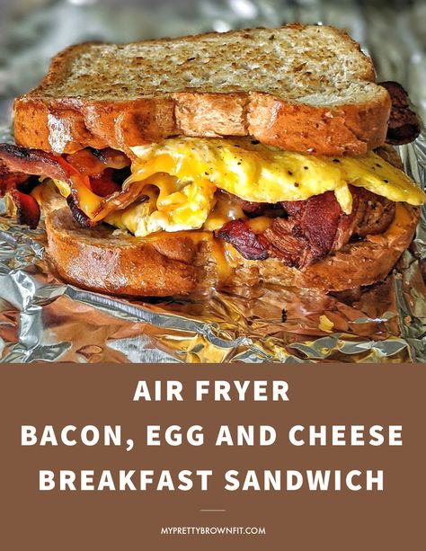 Blt Sandwich Air Fryer, Breakfast Toaster Sandwiches, Air Fryer Breakfast Sandwich Recipes, Fried Egg Sandwich Ideas, Airfry Breakfast Ideas, Air Fryer Egg Sandwich, Airfryer Sandwich Recipes, Airfryer Breakfast Recipes, Air Fryer Breakfast Sandwich