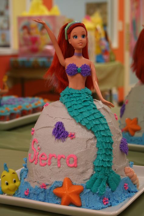 Little Mermaid Sitting On A Rock Cake To make this cake, I followed the instructions that come with the Wilton Wonder Mold cake pan.... 6 Layer Cake, Mermaid Sitting On A Rock, Mermaid Sitting, Rock Cake, Little Mermaid Cakes, Barbie Doll Cakes, Mermaid Birthday Cakes, Ariel Birthday, Mermaid Theme Party