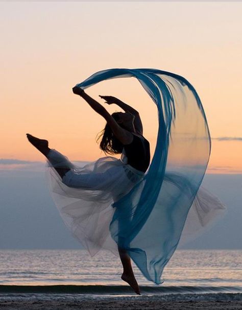 Turquoise Prophetic Dance, Worship Dance, Praise Dance, Alvin Ailey, Doreen Virtue, Prophetic Art, Royal Ballet, Kundalini Yoga, Lion Of Judah