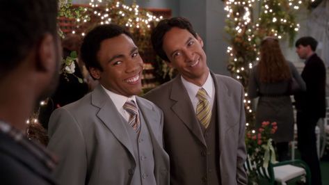 Wow theyre in wedding suits are they getting married?? Cbbdhsjs invite me to the wedding Troy And Abed Matching Pfp, Troy Barnes, Troy And Abed, Community Tv Show, Danny Pudi, Community Photos, Community Tv, This Is The End, Community Show