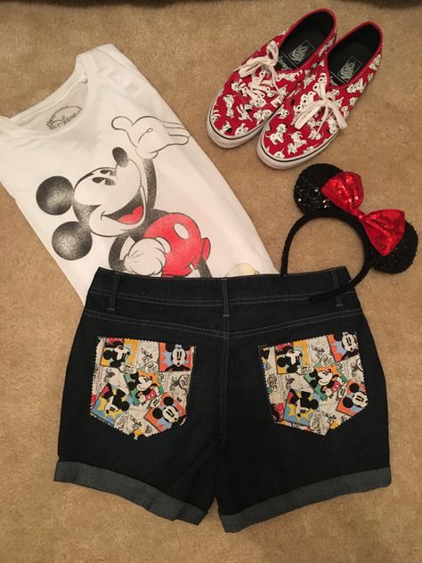 These Disney Shorts Are Filled With Character! Outfits For Disneyland, Disney Outfits Girls, Personalized Tshirt, Disney Wear, Cute Disney Outfits, Disney Shorts, Blue Outfits, Disney World Outfits, Disneyland Outfits