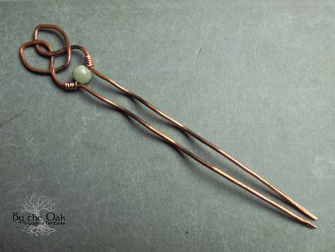 Celtic Knot Hair Fork Copper Hair Pin Hairstick Green Stone Wire Wrapped Accessory jewelry Celtic Knot Hair, Hair Forks, Knot Hair, Wire Jewelery, Hair Fork, Diy Wire Jewelry, Wire Work Jewelry, Shawl Pins, Copper Hair