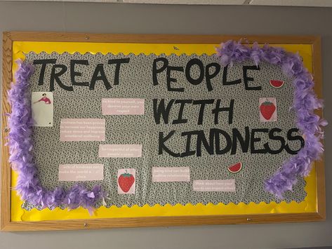 Resident Assistant Programs, Residence Life Bulletin Boards, Kindness Bulletin Board, Dorm Room Crafts, Ra Bulletins, Ra Bulletin Boards, Residence Life, Resident Assistant, College Activities