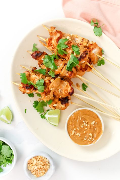 Chicken Satay with Peanut Sauce - Healthnut Nutrition Chicken Satay With Peanut Sauce, Chicken Satay Skewers, Chicken Satay Recipe, Spicy Peanut Noodles, Toast For Breakfast, Eat Thai, Peanut Noodles, Healthy Weeknight Meals, Chicken Satay