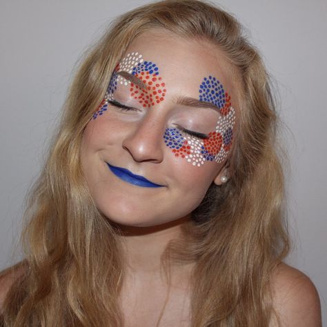 Firework Makeup 4th Of July, 4 Of July Makeup Ideas, Fourth Of July Face Paint Ideas, 4th July Makeup, Forth Of July Makeup, Firework Face Paint, 4th Of July Makeup Eyeshadow, Fourth Of July Makeup Ideas, Fireworks Makeup