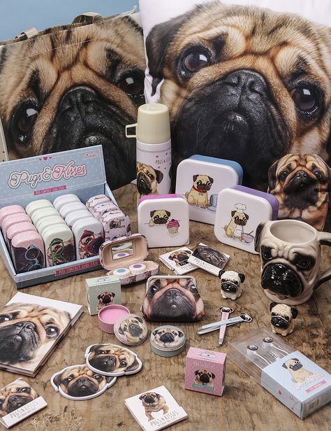 Pug Accessories, Pug Mug, Pugs And Kisses, Contact Lens Cases, Pug Shirt, Cotton Bags, Gift Shops, Black Pug, School Accessories