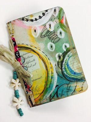 Journal D'inspiration, Kunstjournal Inspiration, Mini Journals, Journal Techniques, Gif Disney, Journal Making, Mixed Media Art Journal, Creative Journaling, Journal Mixed Media