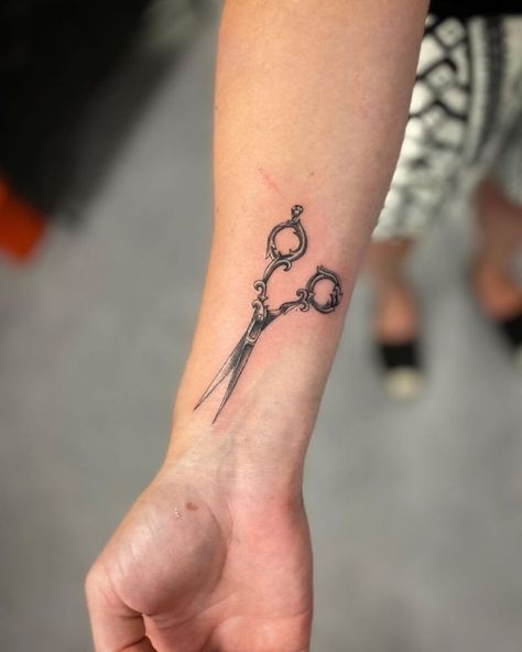 Hair Stylist Tattoo Designs, Hair Scissor Tattoos, Cosmetologist Tattoo, Scissor Tattoos, Cosmetology Tattoos, Hairdresser Tattoos, Lace Sleeve Tattoos, Hairstylist Tattoos, Brush Tattoo