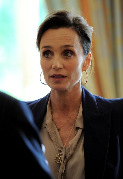 Kristen Scott Thomas, Kristin Scott, Kristin Scott Thomas, Scott Thomas, Bedroom Eyes, Pure Beauty, Aging Gracefully, Hair Today, Famous Celebrities