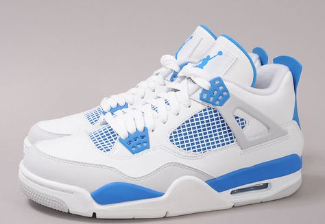 http://www.queens.cz/wear/32482/2/jordan-air-jordan-4-retro-white-military-blue-ntrl-grey/ Air Jordan 4 Military Blue, Blue Jordan 4’s, Jordan 4 Bleu, Jordan Retro 4 Outfits, Tenis Jordan Retro, Jordan 4 Blue, Retro Air Jordans, Blue And White Shoes, Nike Rosa