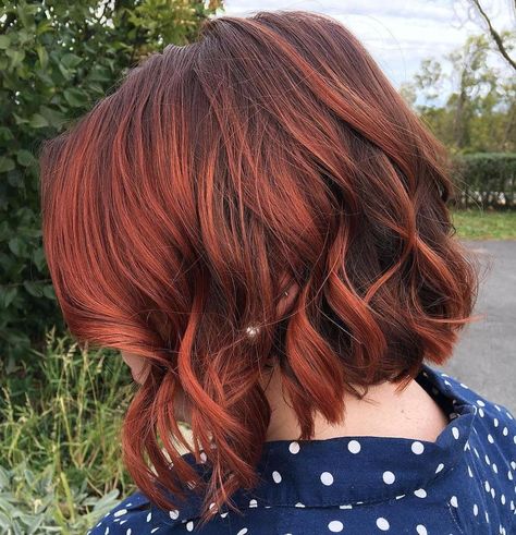 Brown Bob With Copper Red Balayage Red Balayage Hair, Auburn Balayage, Brown Bob, Red Balayage, Short Hairdos, Hair Color Auburn, Hair Magazine, Beautiful Red Hair, Copper Red