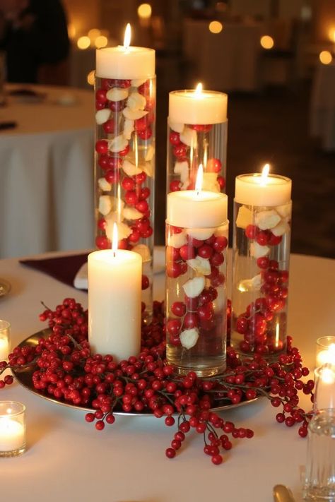 21 Christmas Wedding Ideas That'll Make Your Special Day Red Christmas Wedding Theme, Christmas Wedding Elegant, Christmas Themed Wedding Centerpieces, December Centerpieces, Christmas Wedding Ideas Decorations, Christmas Wedding Aesthetic, New Years Wedding Ideas, Christmas Wedding Colors, December Wedding Ideas