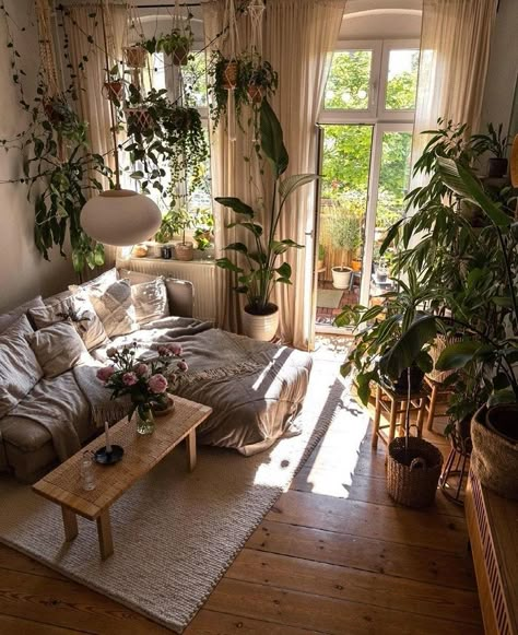 Lots Of Plants, Bed Design Modern, Cozy Room Decor, Apartment Decor Inspiration, Dream Room Inspiration, Room Makeover Bedroom, Room Makeover Inspiration, Apartment Inspiration, Cozy Room