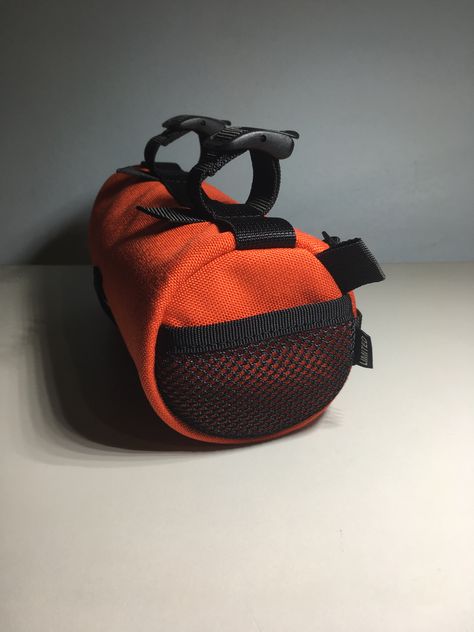 Techno Gadgets, Bike Bags, Bike Camping, Round Bag, Bike Bag, Crochet Crafts, Gym Bag, Bicycle, Backpacks