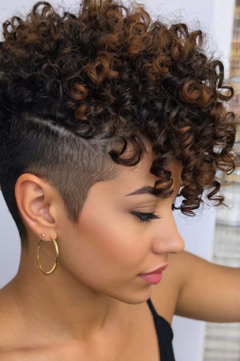 Short Curly Hair With Undercut Black Women, Wavy Hair With Shaved Sides, Short Hairstyles For Mixed Women, Curly Hair Shaved Side Black Women, Taper Fade Curly Hair Women, Curly Hair Mohawk Women, Curly Mohawk Mullet, Undercut Curly Hair Woman, Tapered Natural Hair Short Shaved Sides