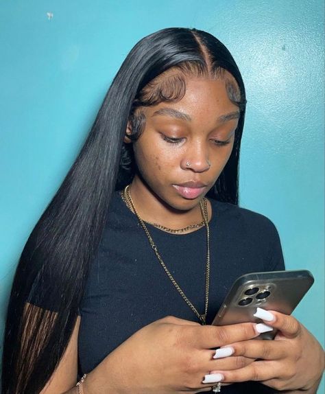 Middle Part Hairstyles, Frontal Wig Hairstyles, Birthday Hairstyles, Frontal Hairstyles, Hot Hair Styles, Sophomore Year, Dope Hairstyles, Hair Laid, Hair Ponytail Styles