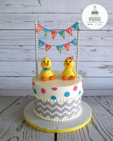 Duck Gender Reveal, Ducky Party, Rubber Ducky Party, Gender Reveal Unique, Baby Crows, Fun Baby Announcement, Baby Shower Duck, Duck Baby, Baby Reveal Party