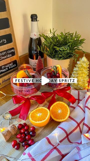 Charlotte-Louise Harvey on Instagram: "Festive Holiday Spritz 🎄 I couldn’t include all of this Christmas food without a few Christmas drinks thrown in. Think these at your festive get togethers, girls Xmas night or simply just to enjoy by yourself. I make these icecubes every year and think they are super effective! 🥂

Ingredients;
- Cranberry Juice
- Fresh Cranberries
- Oranges
- Fresh Rosemary
- Fizz {Prosecco or Asti}

Method;
- To a silicone ice cube tray add your fresh cranberries.
- Add your cranberry juice leaving a little room at the top to add the extras and they do expand slightly when frozen.
- Add your sliced oranges and fresh rosemary and pop in the freezer.
- Once ready to use add your ice cubes to your glasses and top with fizz! When the ice melts it leaves the drink tasti Holiday Spritz, Sliced Oranges, Silicone Ice Cube Tray, Ice Melting, Cranberry Orange, Fresh Cranberries, Christmas Cocktails, Christmas Appetizers, Fresh Rosemary