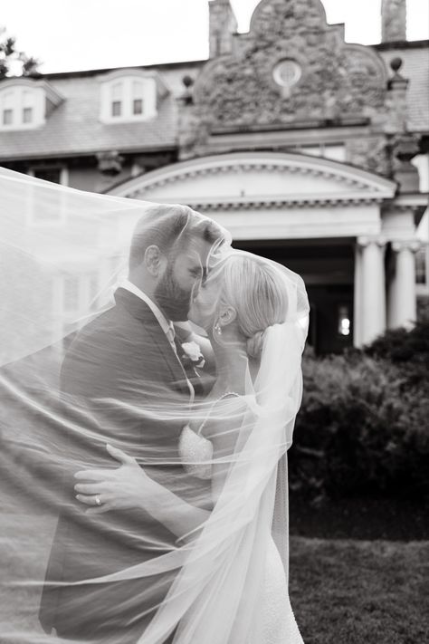 Under the veil shots is a must if you have a long veil. this makes for such a romantic vibe. black and white detail shots Couple Veil Shots, Wedding Photo Under Veil, Long Veil Wedding Photography, Under Veil Photo, Wedding Veil Photos Picture Ideas, Wedding Veil Shots, Bride And Groom Under Veil, Long Veil Wedding Photos, Long Veil Photos